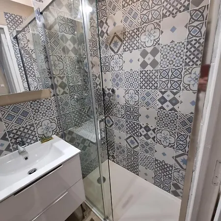 Studio Montry 招待所 Montry